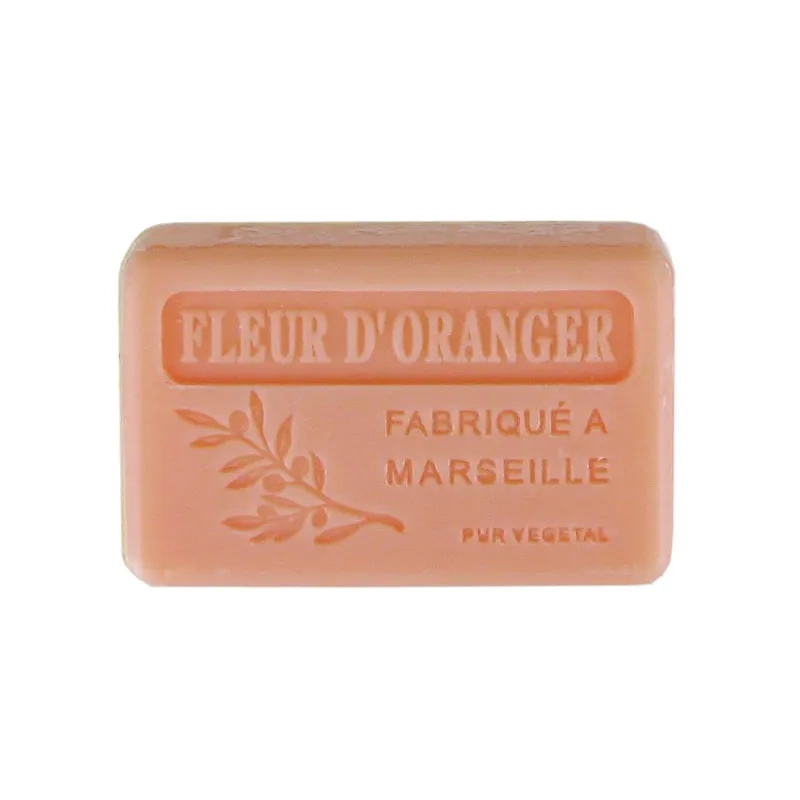 SB Collection sells boxes of 8 125g soaps (unfilmed) to professionals at reduced prices depending on the quantities purchased