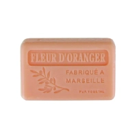 SB Collection sells boxes of 8 125g soaps (unfilmed) to professionals at reduced prices depending on the quantities purchased
