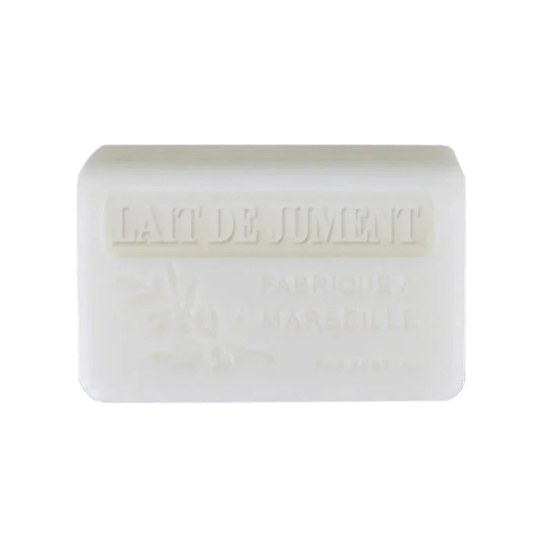 SB Collection sells boxes of 8 125g soaps (unfilmed) to professionals at reduced prices depending on the quantities purchased