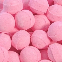 Manufacturer and distributor of strawberry-flavoured mini effervescent balls - - Sales to retailers