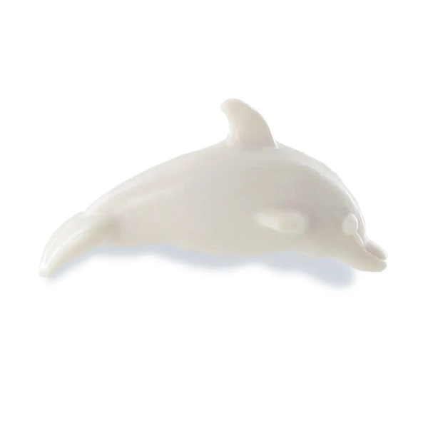 Manufacturer of soaps in the shape of a white dolphin - Distribution in small packs