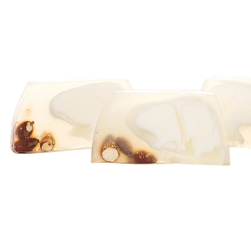 Wholesale of almond-flavoured glycerine soaps for slicing