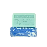 Douceur lactée" flower glycerine soap bar