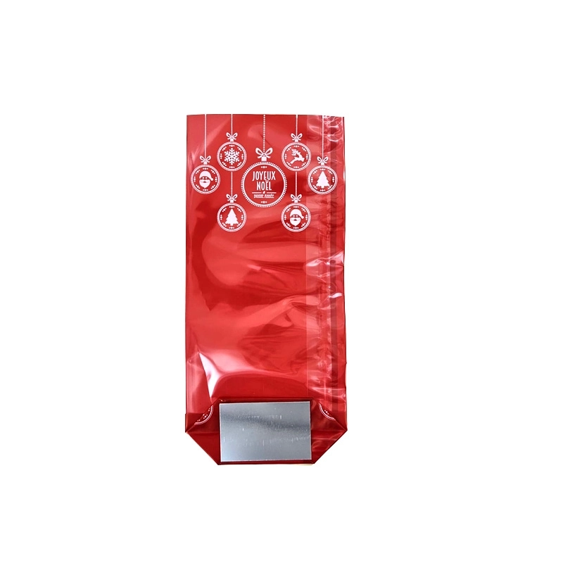 Confectionery bag with white lace cardboard base