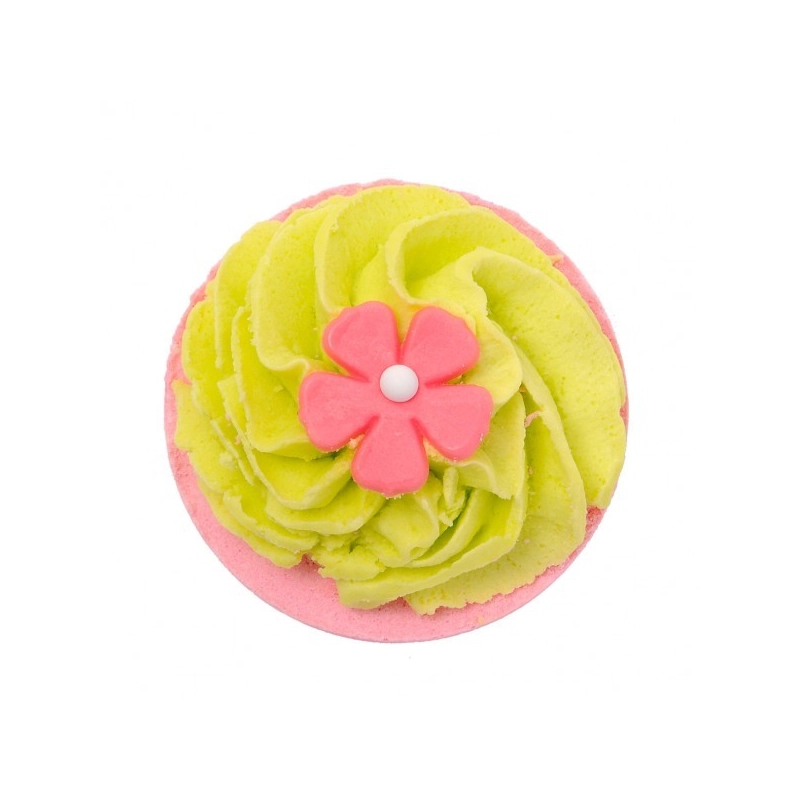 Specialist in selling Strawberry Delight Bath Fondant to professionals